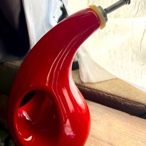 Rachel ray oil bottle. Red